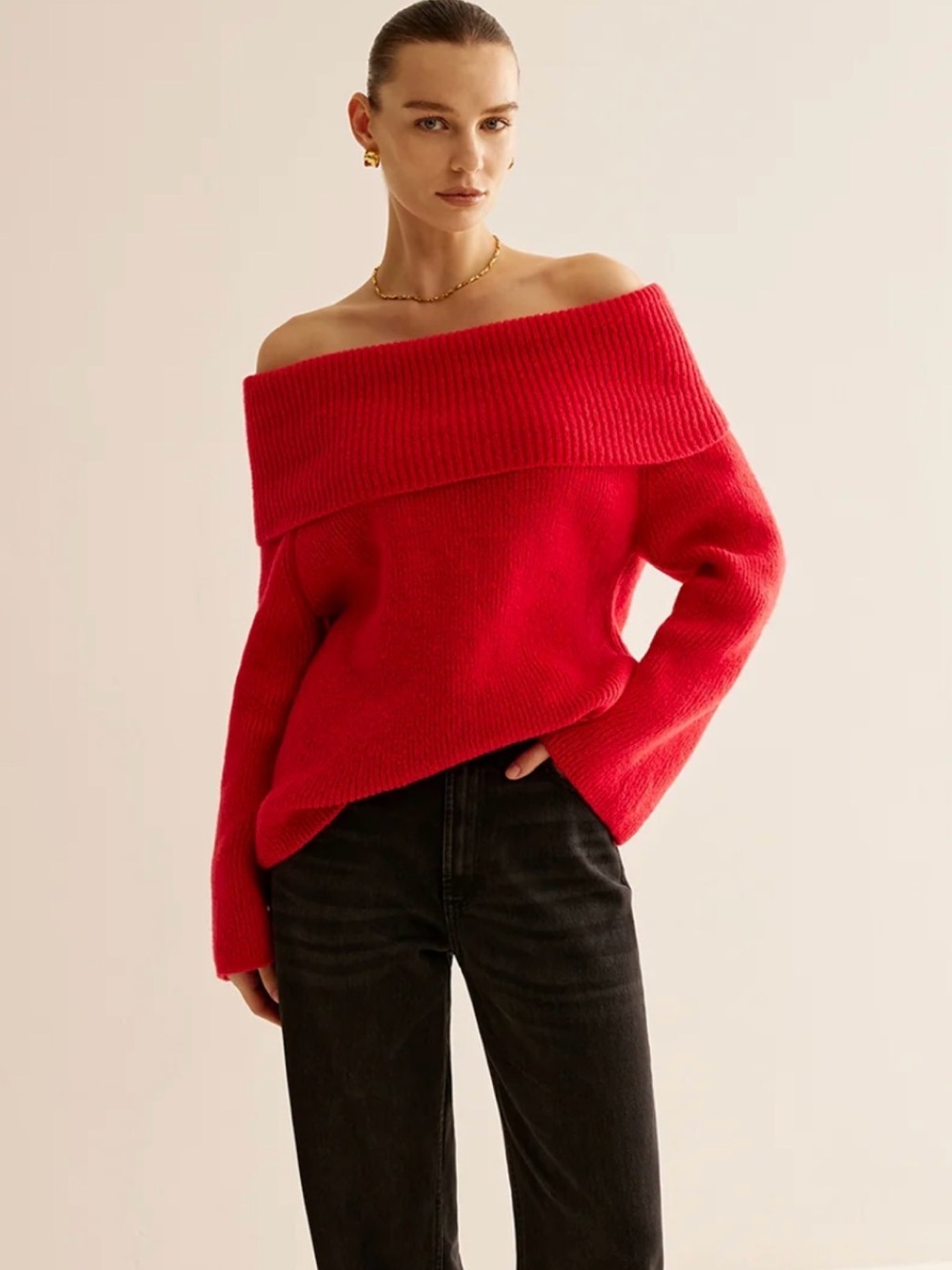 Commense Off-The-Shoulder Foldover Ribbed Sweater in Red